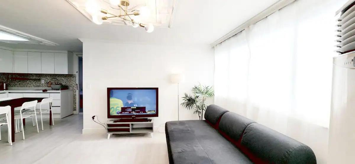 K-2 White Linen House Seul