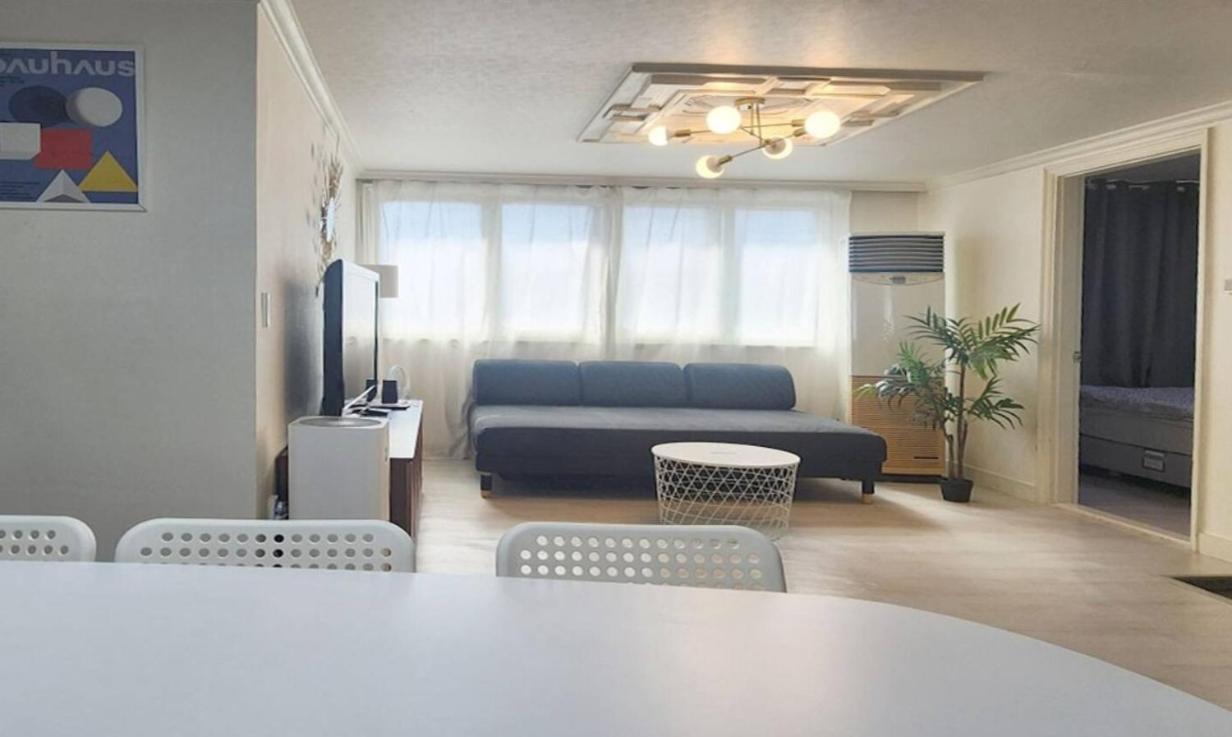 K-2 White Linen House * Seul