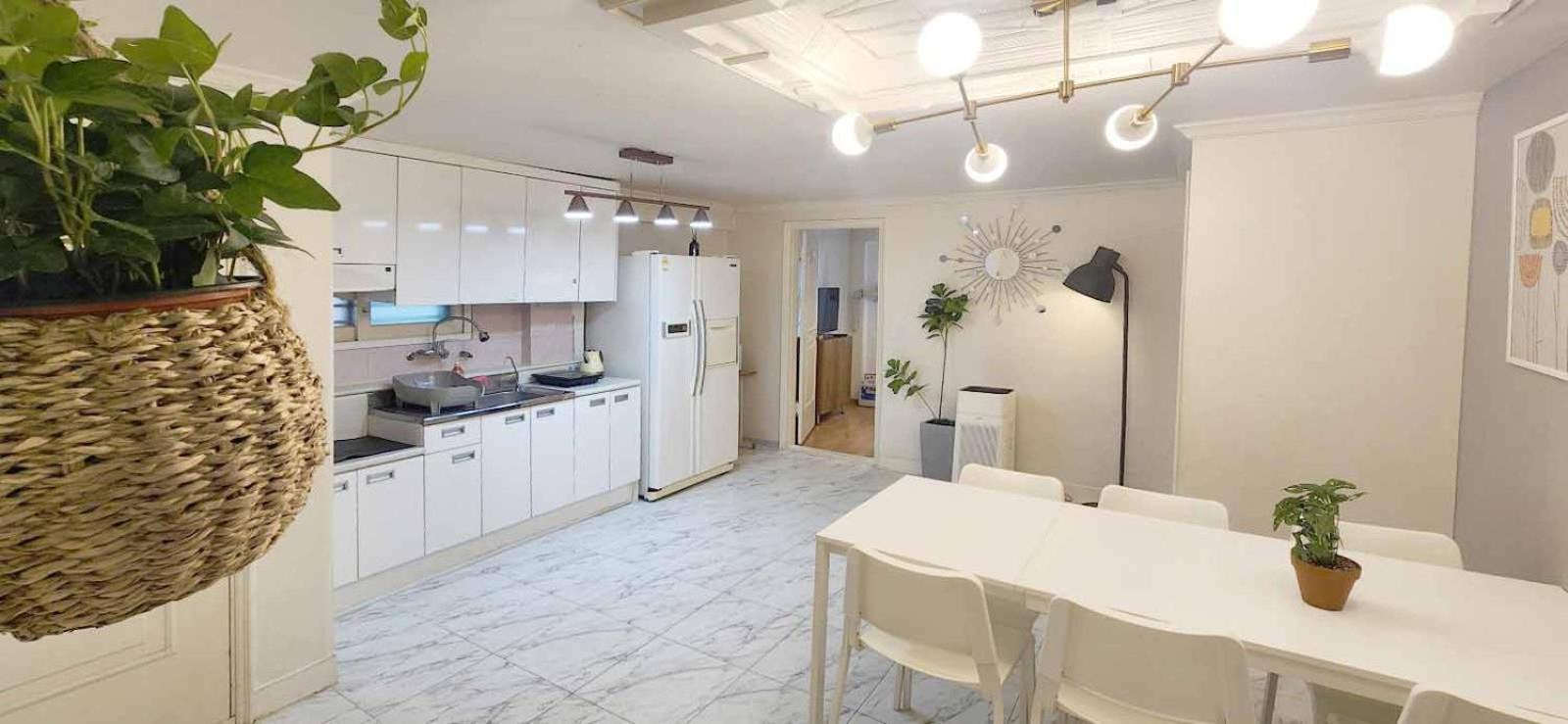 Apartamento K-2 White Linen House *