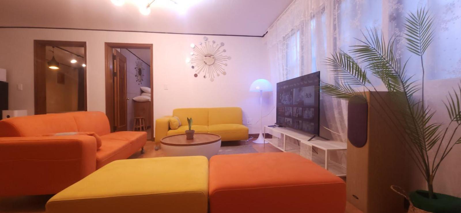 Apartamento K-2 White Linen House